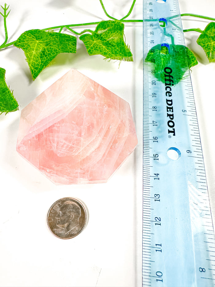 Rose Quartz Gem Cut Diamond (48F)