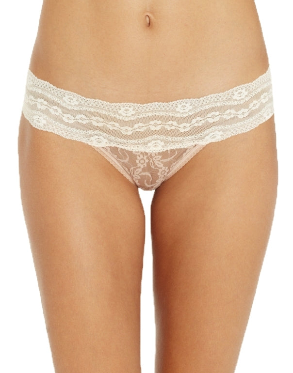 b.tempt'd by Wacoal Lace Kiss Bikini Panty - 978182