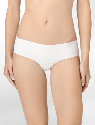 Calvin Klein Invisibles Hipster Panty - D3429