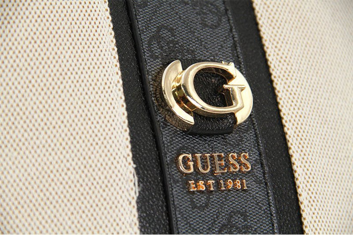 Guess Kerima Tote Natural/Milk Logo, Natural / Milk Logo Bag GB353 - Runner