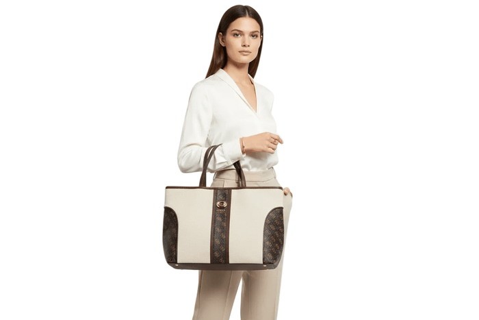 Guess Kerima Tote Natural/Milk Logo, Natural / Milk Logo Bag GB358 - Runner