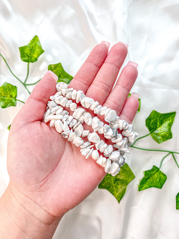 Howlite Chip Bracelet
