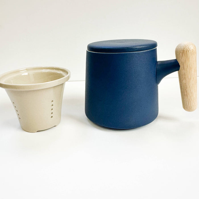 Japanese Wave Ceramic Tea Mug with Infuser & Lid