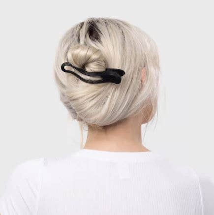 KITSCH Flat Lay Claw Clip 2pc Curved - Black & Tort