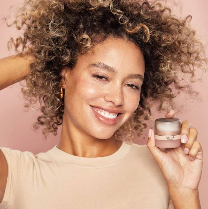 KITSCH Light Volumizing Rice Protein Dry Shampoo with Puff