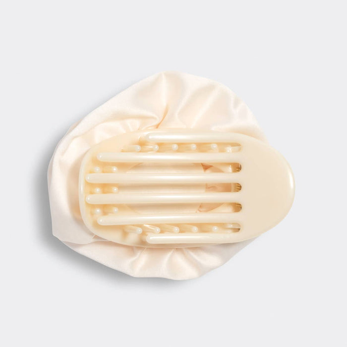 KITSCH Satin Rosette Medium Flat Cloud Clip - Cream