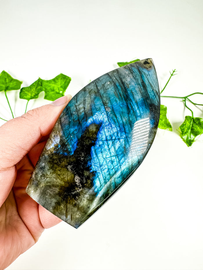 Labradorite Flame (48N)