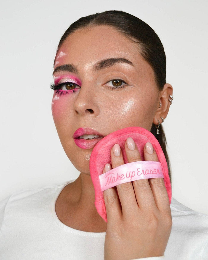 MakeUp Eraser -The Pink Daily