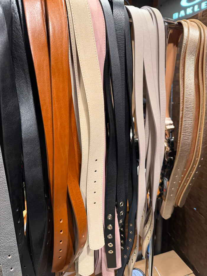 MEDIKE LANDES ASSORTED GENUINE LEATHER BELTS