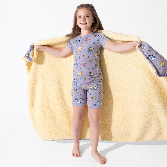 Minecraft: Pixel Pals Bamboo Sherpa Blanket