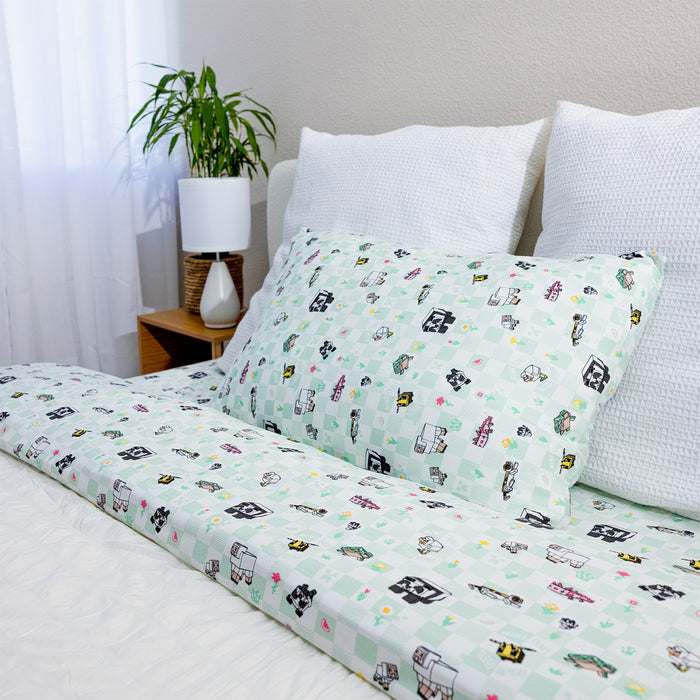 Minecraft: Sleep Repeat Bamboo Bed Sheet Set