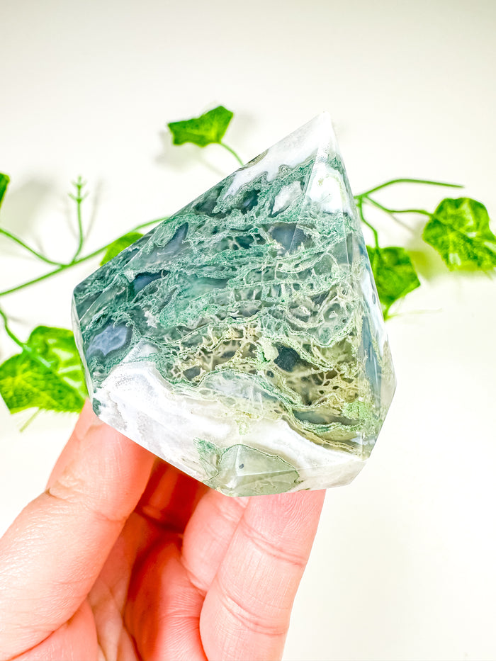 Moss Agate Gem Cut Diamond (42i)