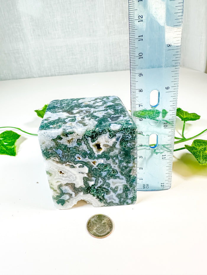 Moss Agate Standing Cube (52F)
