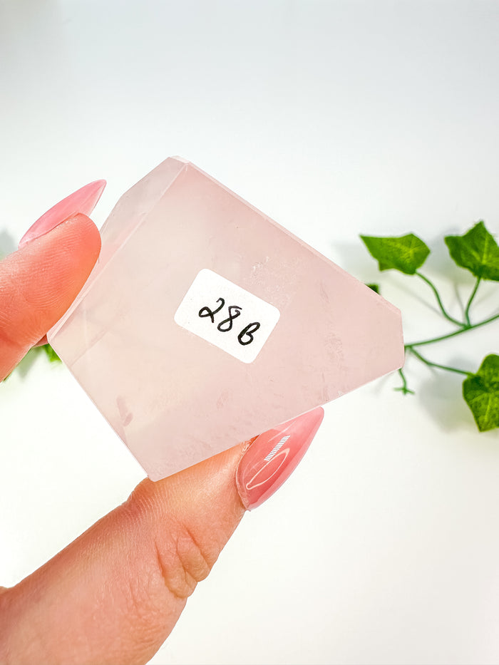 Mozambique Rose Quartz Freeform (HQ28)