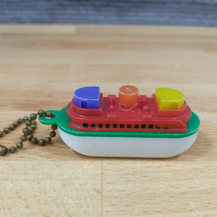 Ocean Liner Ship Plastic Keychain Puzzle Vending Charm Gumball Machine 1960'S