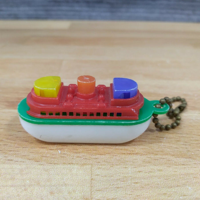 Ocean Liner Ship Plastic Keychain Puzzle Vending Charm Gumball Machine 1960'S