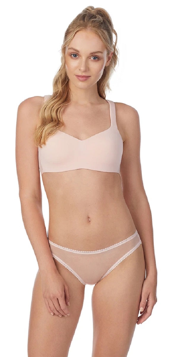 On Gossamer Sleek Invisible Scoopneck Bra - G3270