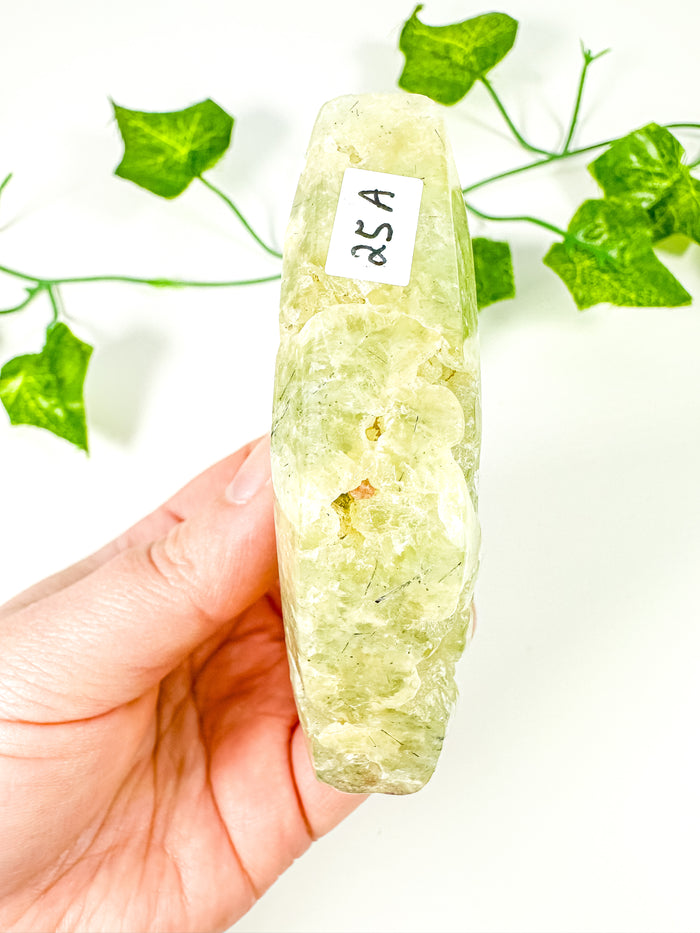 Prehnite Diamond (25A)