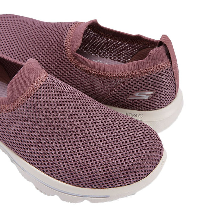 SKECHERS Go Walk Evolution Ultra Classy Slip - Ons SKW62 - Runner
