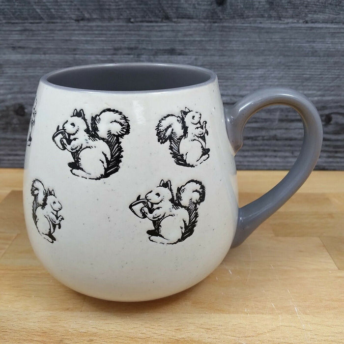 Squirrel Design Coffee Mug 20oz in Warm Gray 591ml Stoneware Tea Cup