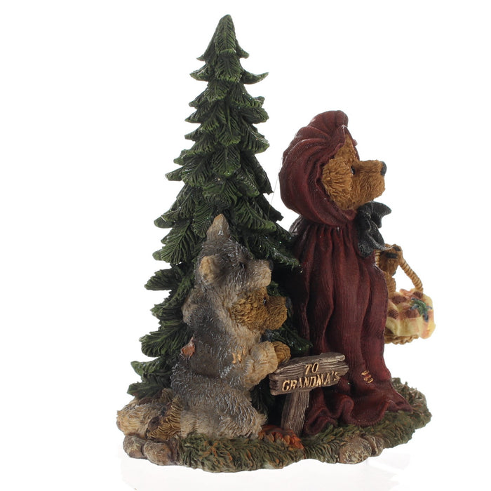 Boyds-Bears-Friends-Bearstone-Figurine-Lil-Red-with-B.B.-Woof.Going-to-Grandmas-2459_08