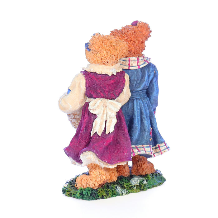 the bearstone collection 2277942 lauren and jan  strawberry friends friendship figurine 2004 back left