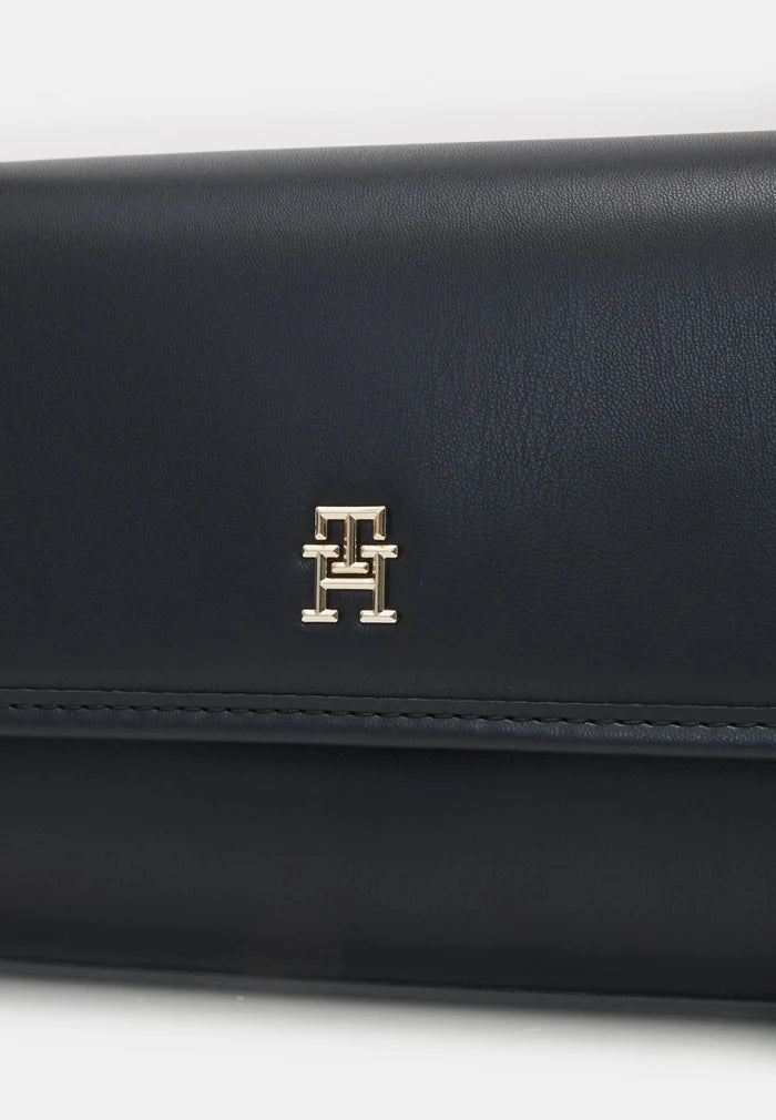 TOMMY HILFIGER MONOPLAY FLAP - Crossbody Bag TB174 - Runner