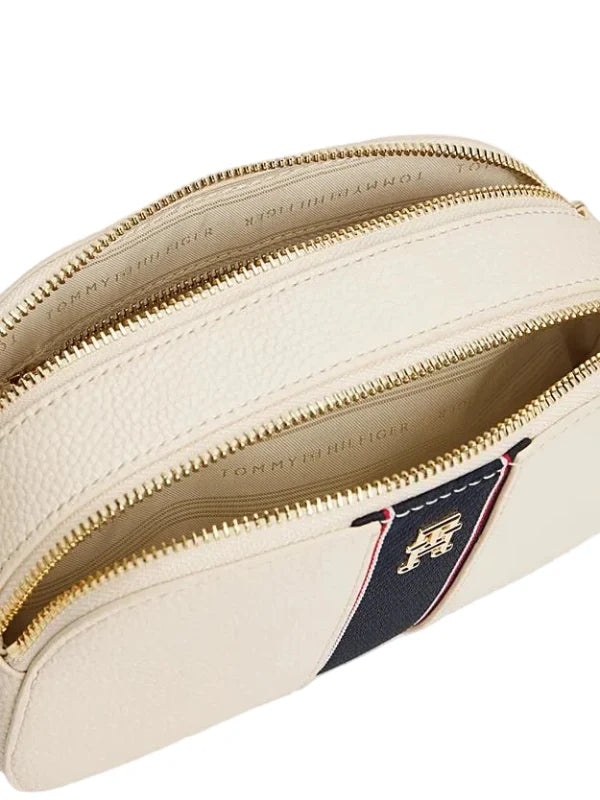 TOMMY HILFIGER Textured Camera Bag TB148 - Runner