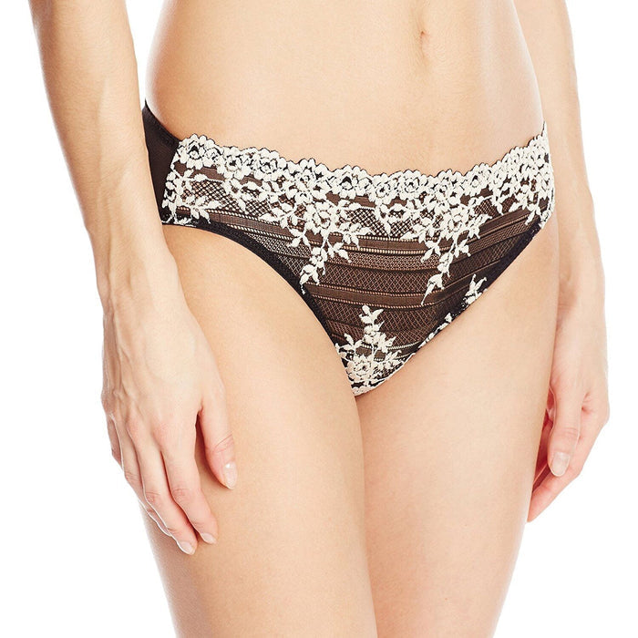 Wacoal Embrace Lace Bikini Panty - 64391