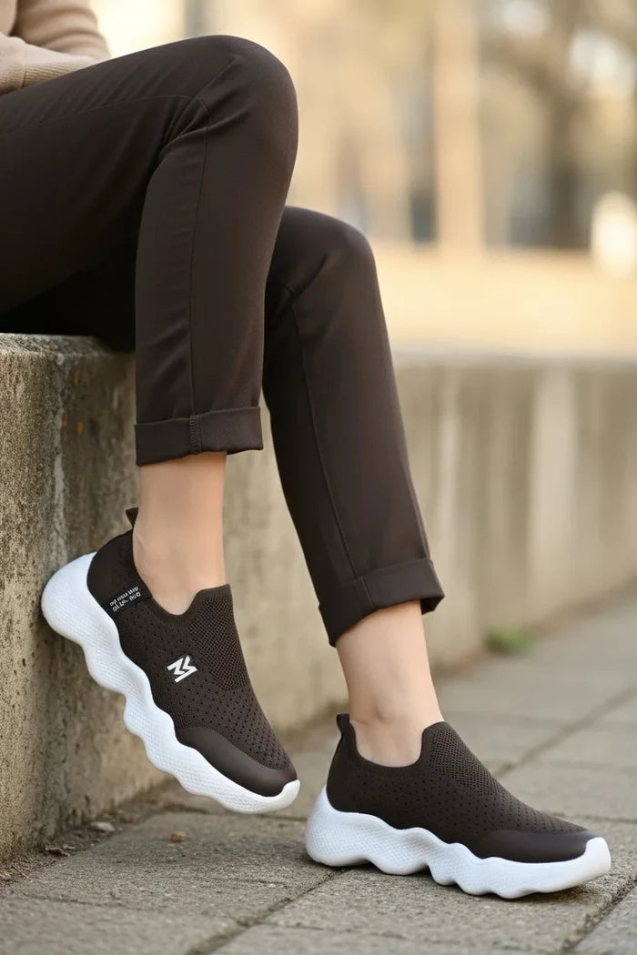 WOMEN SLIP ON TRAINERS ML-2521