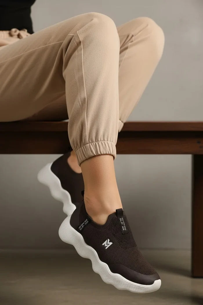 WOMEN SLIP ON TRAINERS ML-2522